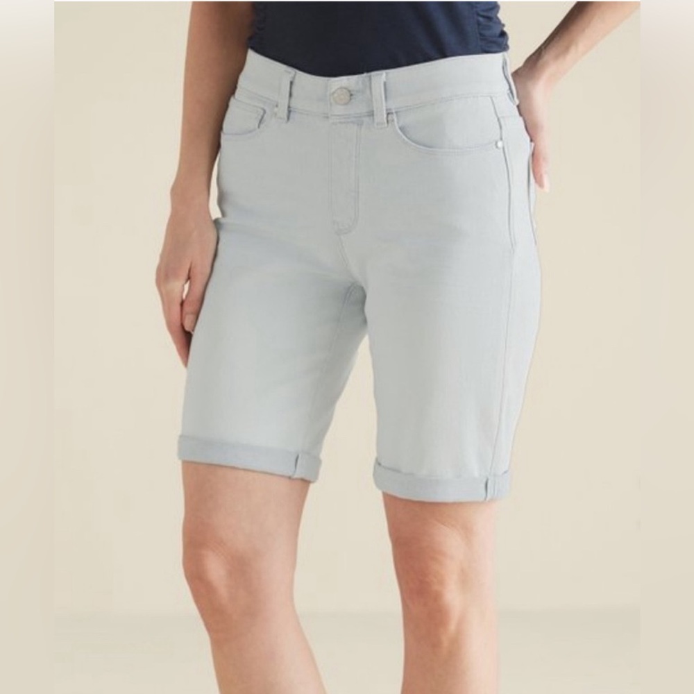 Soft Surroundings Light Blue Jean Shorts EUC. L Smoke Free Home